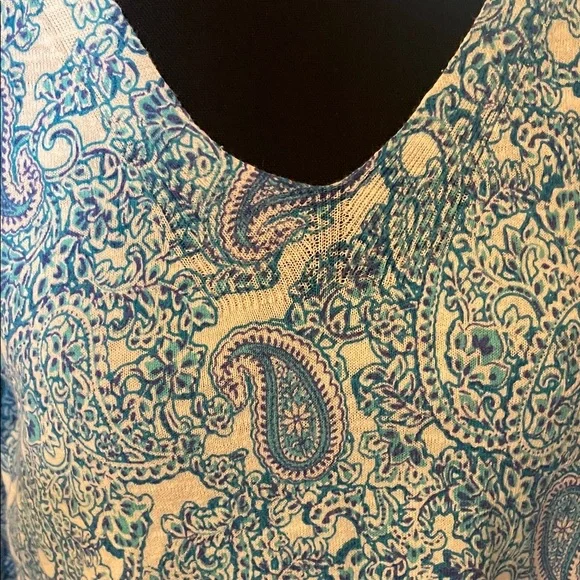 Talbots Blue and White Paisley Sweater Size Medium Petite - Picture 5 of 6